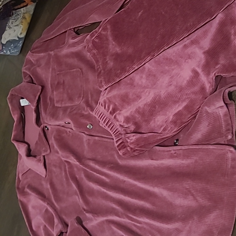Maroon velour set